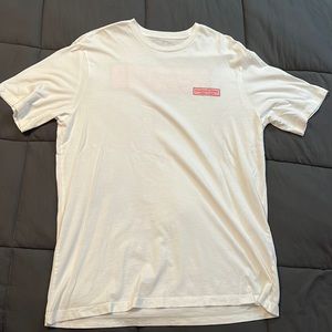 Vineyard Vines L Martha’s Vineyard t-shirt